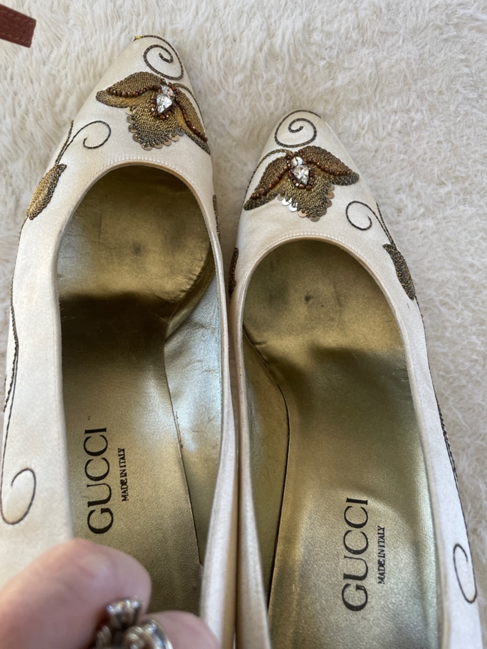 Gucci Vintage RARE Beige Embellished Pointed-Toe Satin Heels - Picture 11 of 16